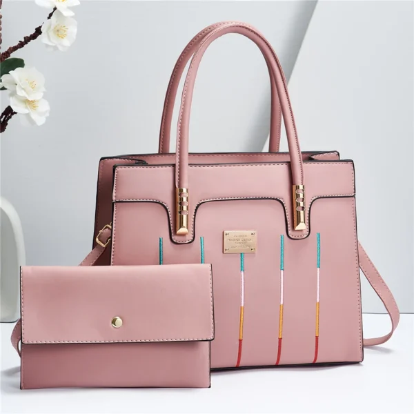 ⁦New in 2022 Women Handbag Comfortable and Beautiful  Handbag for Women Sweet Ladies Hand Bag Handbags⁩ - الصورة ⁦2⁩