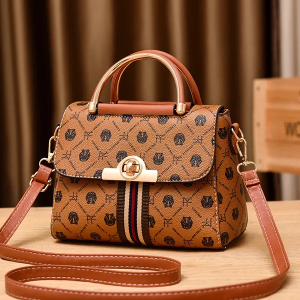 ⁦New 2022 Printed Small Bag Trendy Women's Wallet and Retro Women's One-shoulder Bag Handbag⁩ - الصورة ⁦5⁩