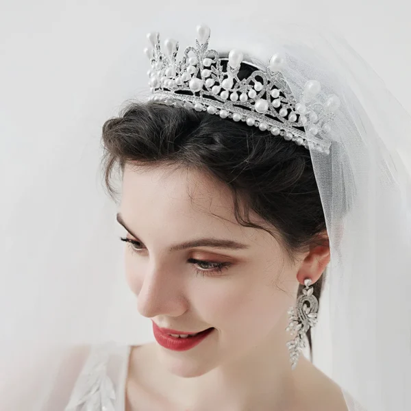 ⁦Headpiece Rhinestone Crown With Pearl Classic Crystal Princess Wedding Crowns Bridal Tiaras for Party Hair Accessories⁩ - الصورة ⁦3⁩