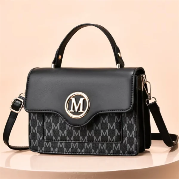⁦New in 2023 Designer Handbags Famous Brands Hand Bags Ladies Bags Light Women Handbags Ladies Handbags⁩ - الصورة ⁦2⁩