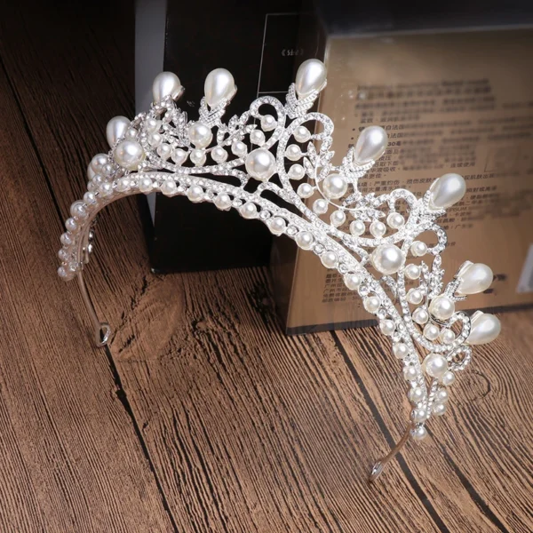 ⁦Headpiece Rhinestone Crown With Pearl Classic Crystal Princess Wedding Crowns Bridal Tiaras for Party Hair Accessories⁩ - الصورة ⁦4⁩