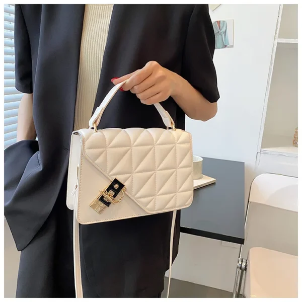 ⁦2024 New Wholesale Hot Selling Fashion Luxury Large Capacity Chain Women's Tote Bags Crossbody Handbag⁩ - الصورة ⁦2⁩