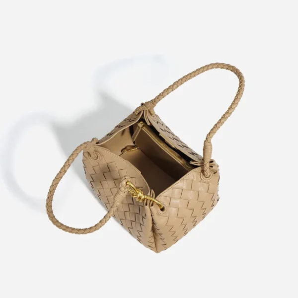 ⁦Vintage Design Ladies Shoulder Bags Luxury Genuine Woven Leather Handbags Fashion Large Capacity Shoulder Bag for Women⁩ - الصورة ⁦3⁩