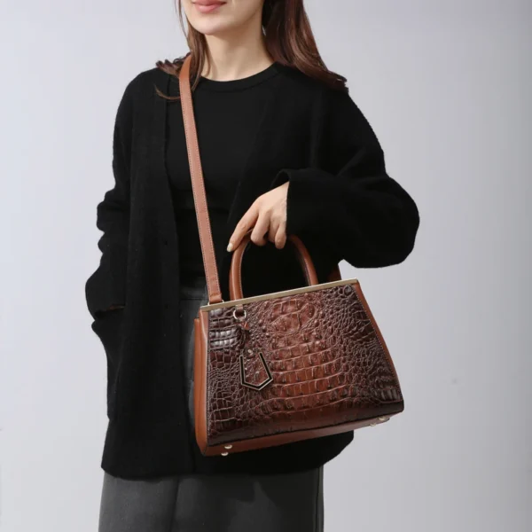 ⁦New Designer Bags Crocodile Pattern Lady Purses Designer Handbags Women Famous Brands Purses and Handbags⁩ - الصورة ⁦5⁩