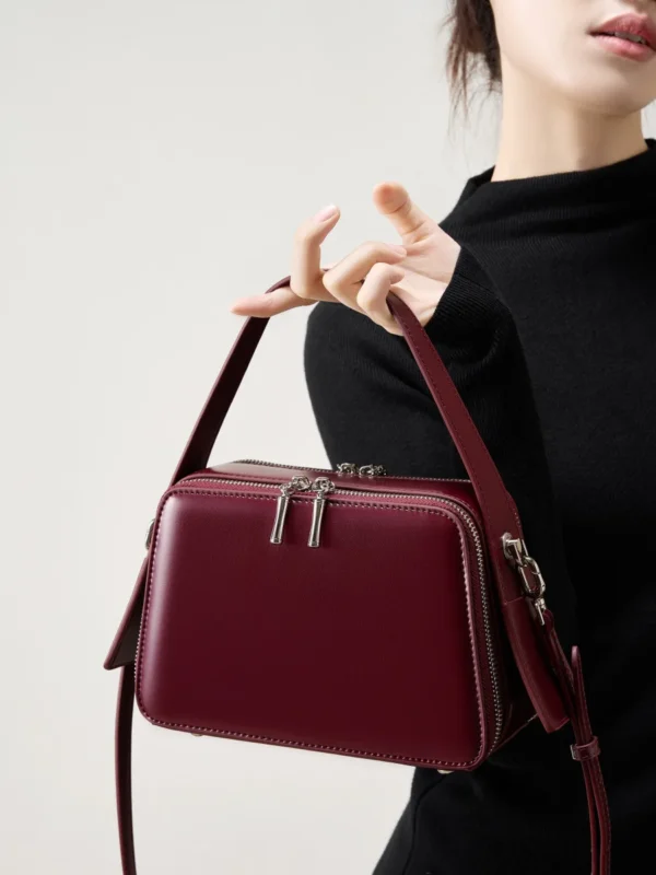 ⁦Wholesale Products Exquisite Women Bags Designer Luxury Leather Tote Handbag Genuine Cowhide Waxed Leather Fashion Casual Bag⁩ - الصورة ⁦4⁩