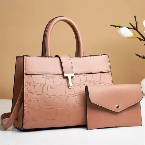 ⁦2022 Fashion Stonewash Mother's Bag Versatile Women's Bag Out Convenient Handbags for Women⁩ - الصورة ⁦5⁩