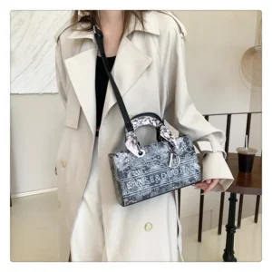 2024 Fashion Luxury Designer Handbags High Quality 2024 Letter Printed PU Leather Large Capacity Women Shoulder Crossbody Bags