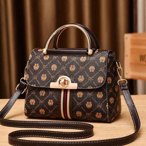 ⁦New 2022 Printed Small Bag Trendy Women's Wallet and Retro Women's One-shoulder Bag Handbag⁩ - الصورة ⁦3⁩