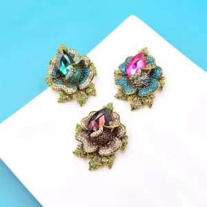 Accessories Women Simple Grand and Luxurious Pin Decoration Colorful Cc Brooch Crystal Rhinestone Flower Brooch Suit Brooch