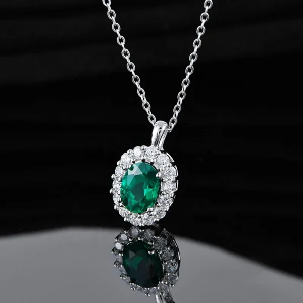 ⁦Fine Jewelry 925 Sterling Silver Oval Cut Synthetic Gemstone 1 Carat Diamond Pendant Green Emerald Necklace⁩ - الصورة ⁦5⁩